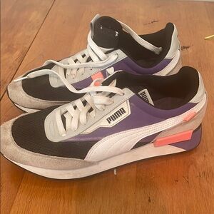 Puma Women's Black and Purple Sneakers